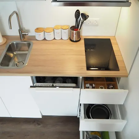 Apstay I Free Parking I Self Check-in