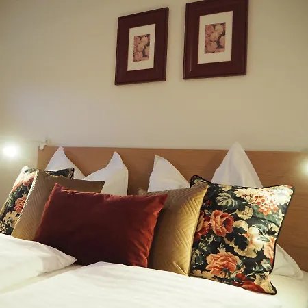 Apstay I Parking Option & Self Check-in Vakantiehuis