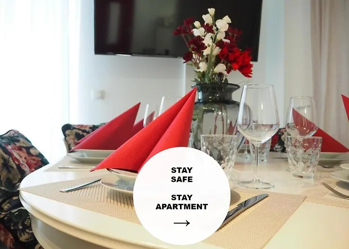 Semesterbostad Apstay I Parking Option & Self Check-in *