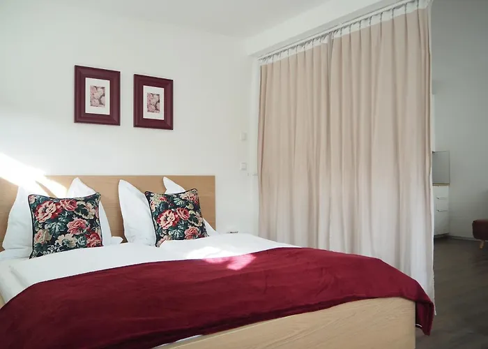 Semesterbostad Apstay I Parking Option & Self Check-in *